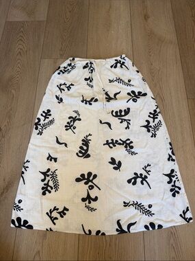 Black & White Printed A-Line Midi Skirt